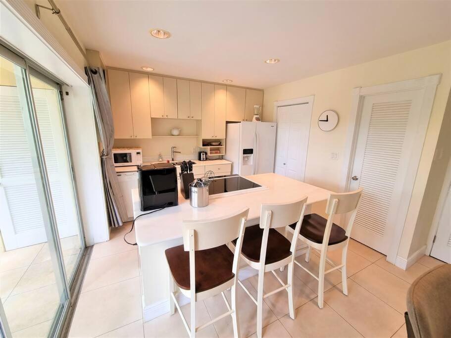 Island House # 9 Apartment Driftwood Village Luaran gambar